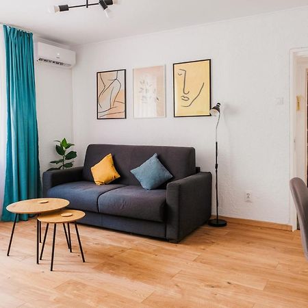 Cozy Apartment Ultracentral Universitate Square بوخارست المظهر الخارجي الصورة