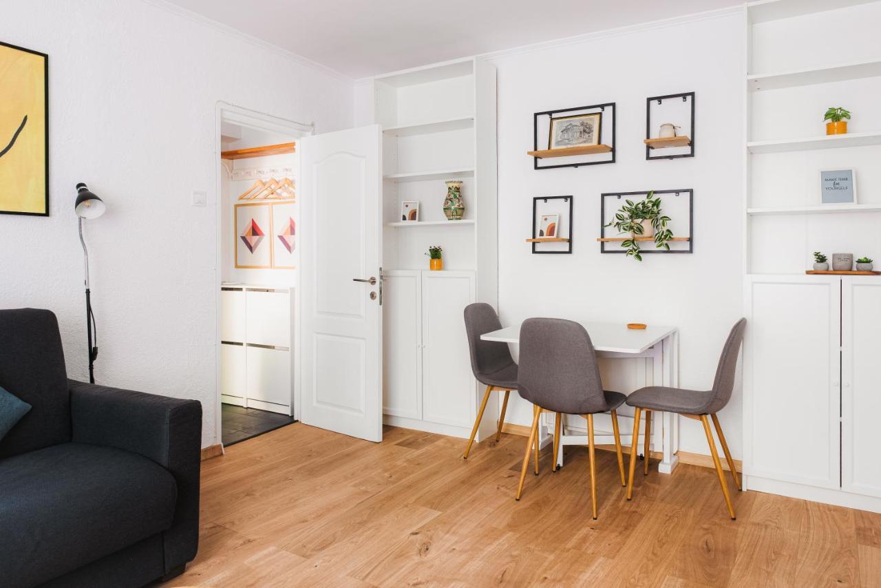 Cozy Apartment Ultracentral Universitate Square بوخارست المظهر الخارجي الصورة
