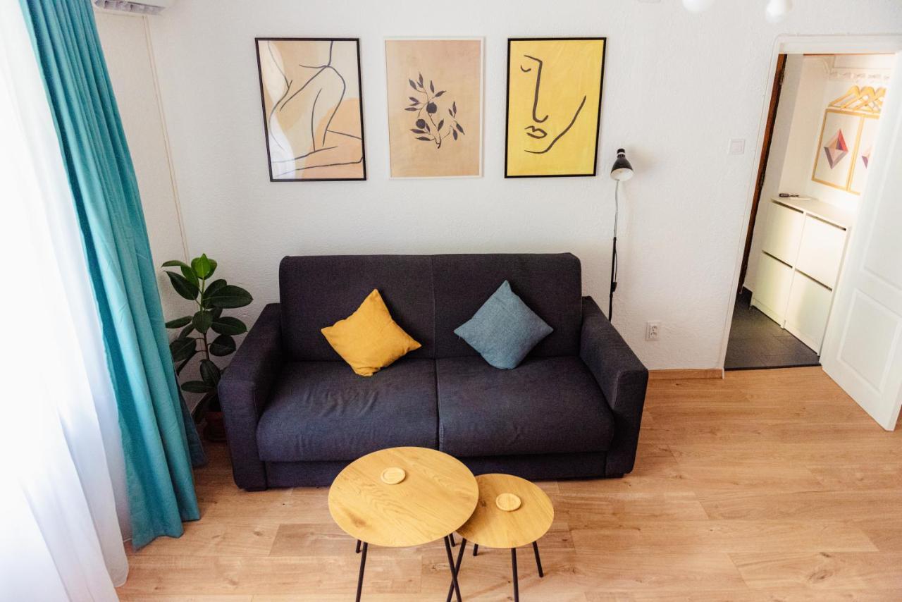 Cozy Apartment Ultracentral Universitate Square بوخارست المظهر الخارجي الصورة